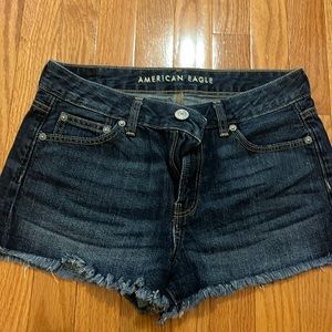 American Eagle, Tomgirl Shortie shorts in size 4